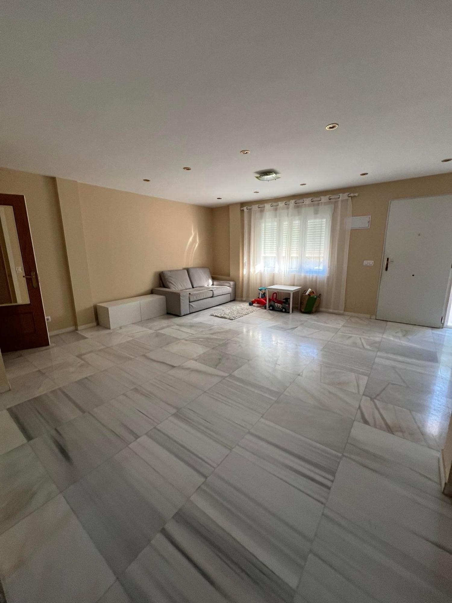 Estupenda Villa En Las Afueras Colmenar de Oreja Bagian luar foto